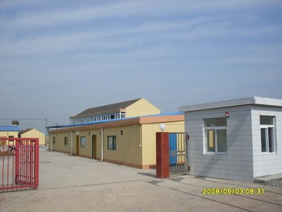 廣州英特達標牌制造 專業(yè)打造電鑄標牌、鋁標牌與水晶滴膠標貼，助力服裝輔料卓越品質